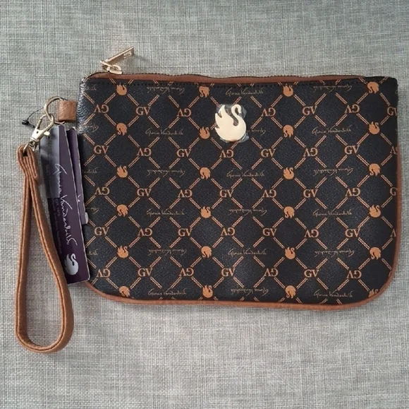 Gloria Vanderbilt Wristlet - Picture 7 of 7